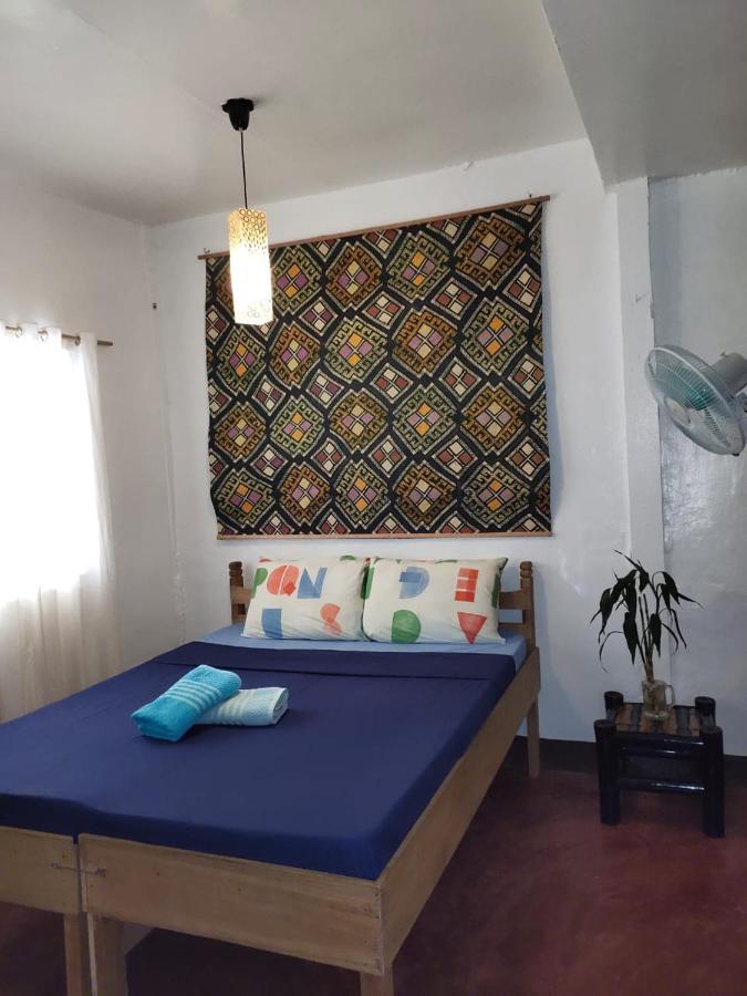 Purple Homestay Hillside Coron Bagian luar foto