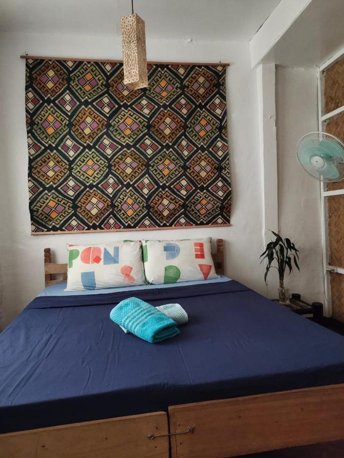 Purple Homestay Hillside Coron Bagian luar foto